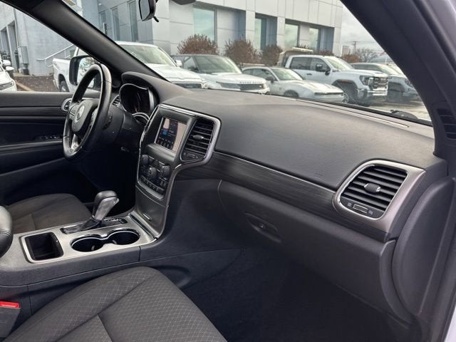 2019 Jeep Grand Cherokee Laredo E