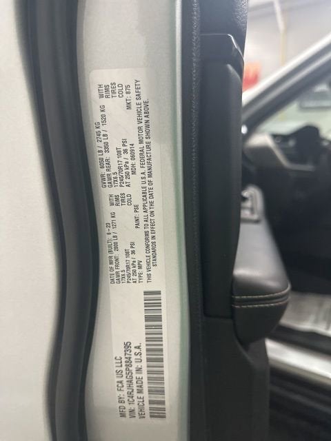 2023 Jeep Grand Cherokee Laredo