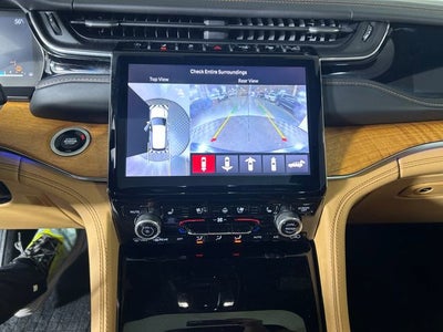 2022 Jeep Grand Cherokee Summit Reserve