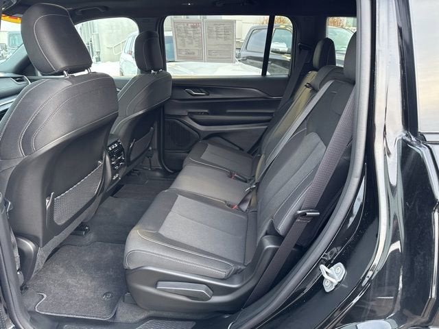 2025 Jeep Grand Cherokee L Laredo X