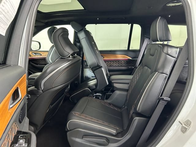 2024 Jeep Grand Cherokee L Summit Reserve