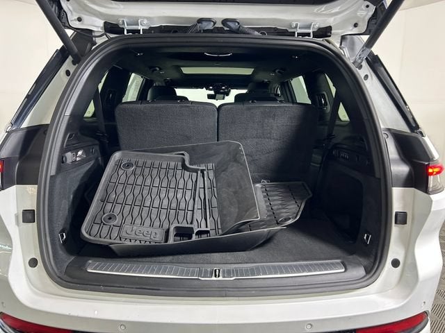2024 Jeep Grand Cherokee L Summit Reserve
