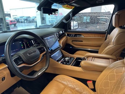 2023 Jeep Grand Wagoneer L Series III