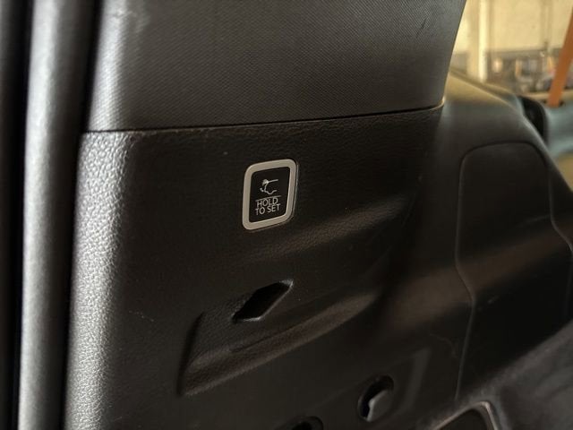 2023 Jeep Grand Wagoneer L Series III