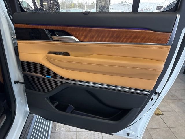 2023 Jeep Grand Wagoneer L Series III