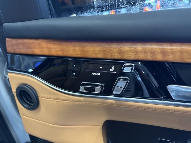 2023 Jeep Grand Wagoneer L Series III