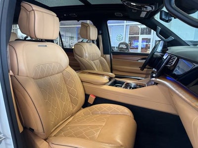 2023 Jeep Grand Wagoneer L Series III