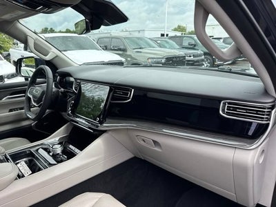 2022 Jeep Wagoneer Series II