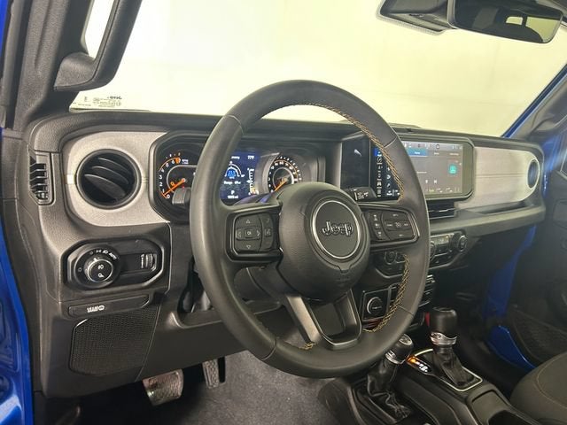 2024 Jeep Gladiator Sport S