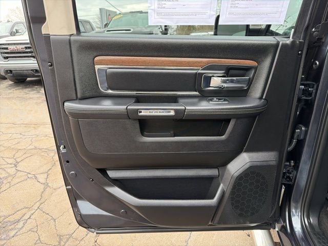 2017 RAM 1500 Laramie