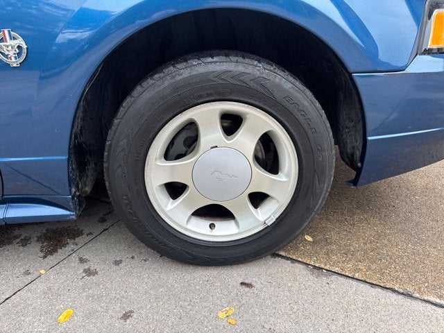 1999 Ford Mustang BASE
