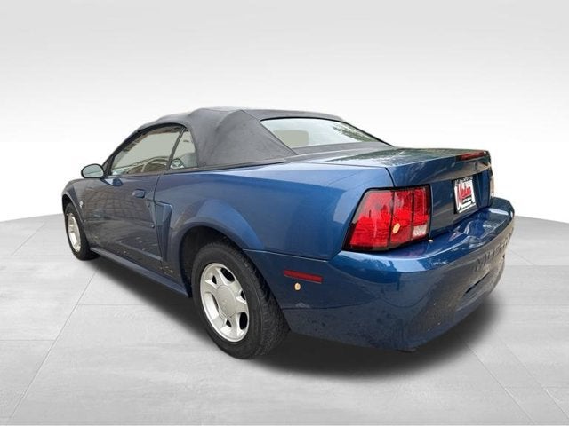 1999 Ford Mustang BASE