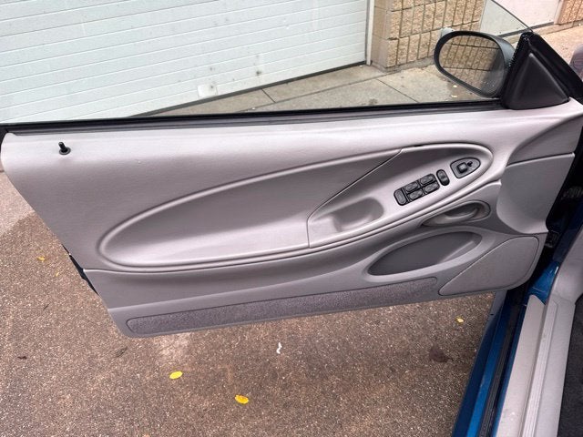 1999 Ford Mustang BASE