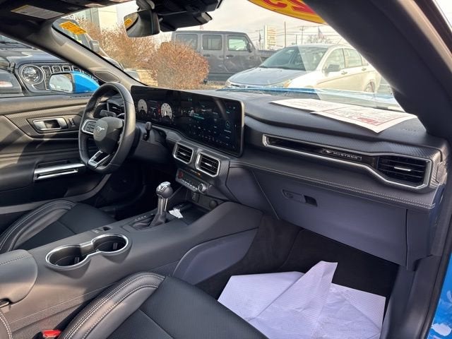 2025 Ford Mustang EcoBoost