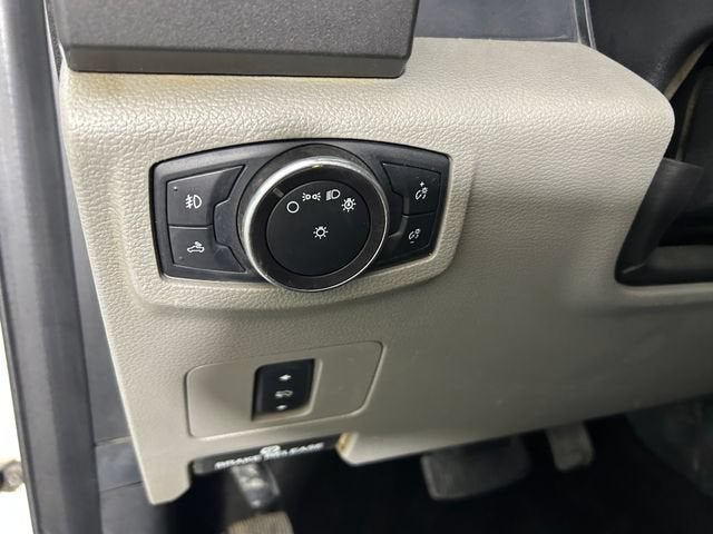 2017 Ford Super Duty F-250 SRW XLT