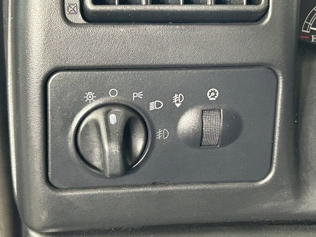 2004 Ford Super Duty F-250 XL