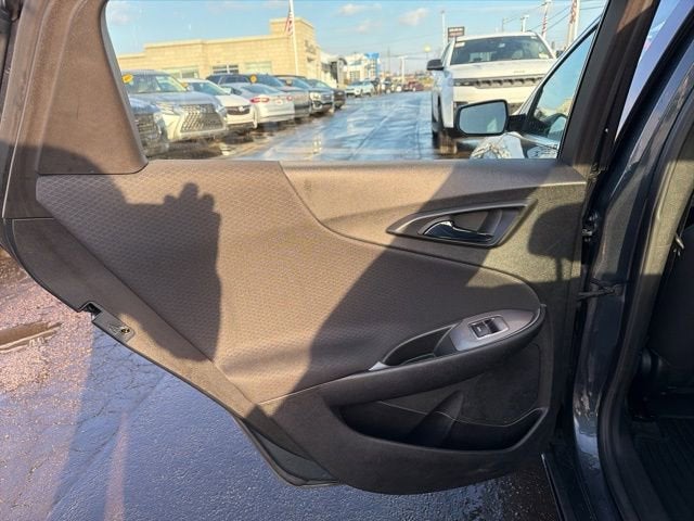 2021 Chevrolet Malibu LS