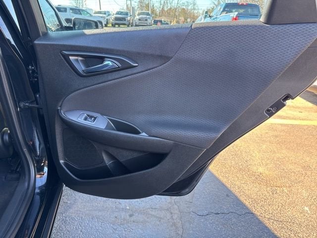 2022 Chevrolet Malibu LS