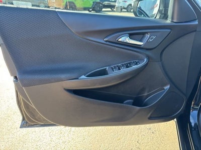 2022 Chevrolet Malibu LS