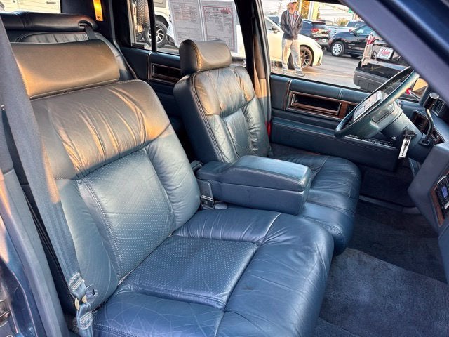 1993 Cadillac Deville Base
