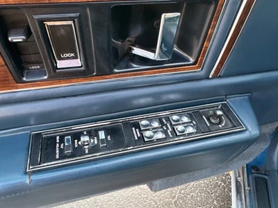 1993 Cadillac Deville Base