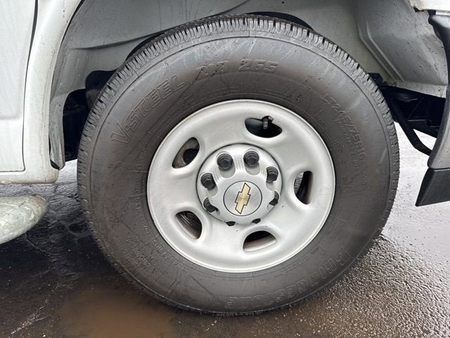 2024 Chevrolet Express Cargo 2500 WT