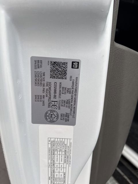 2024 Chevrolet Express Cargo 2500 WT