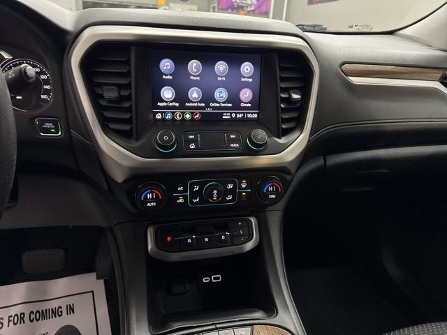 2022 GMC Acadia SLE