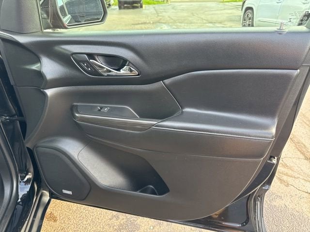 2017 GMC Acadia SLT
