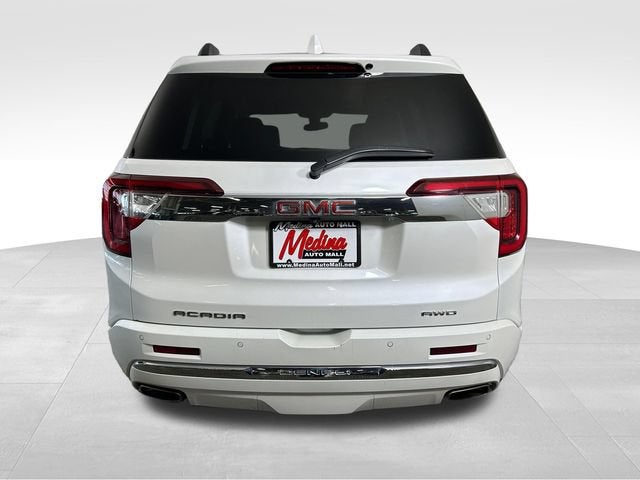 2022 GMC Acadia Denali