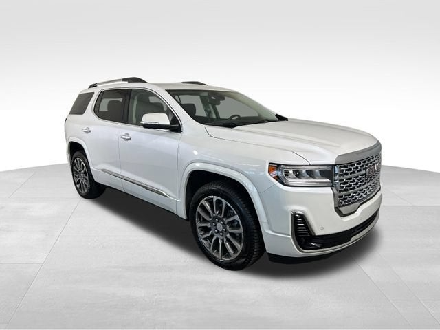 2022 GMC Acadia Denali