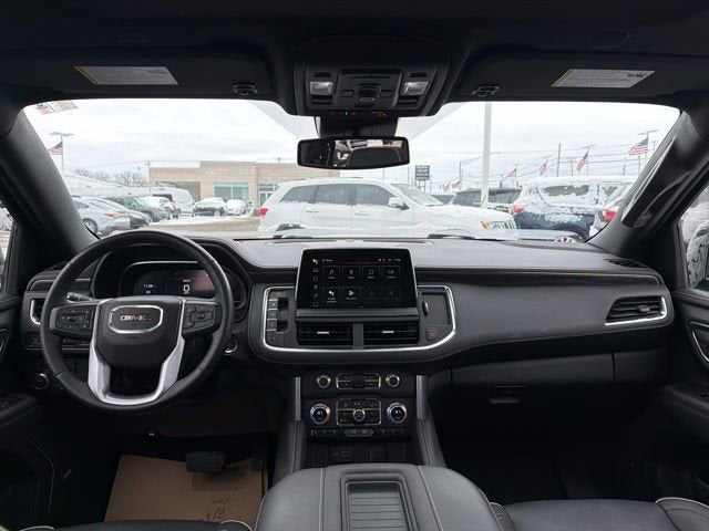 2023 GMC Yukon XL SLT