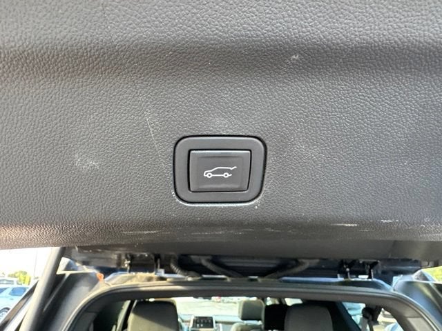 2023 GMC Yukon XL AT4