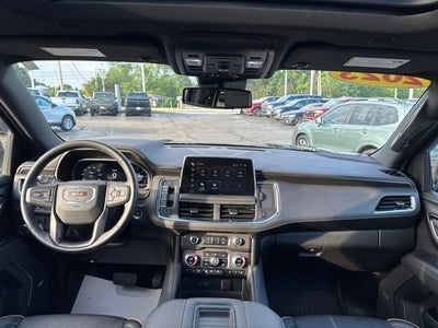 2023 GMC Yukon XL AT4