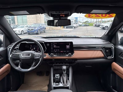 2023 GMC Canyon 4WD AT4