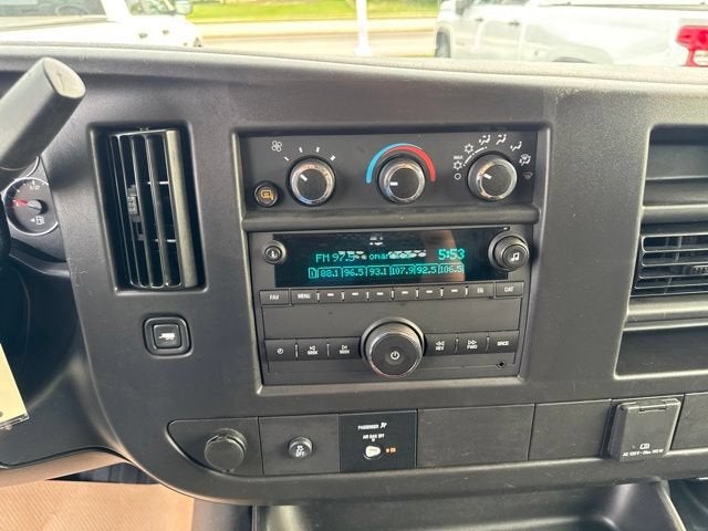 2025 GMC Savana Cargo Work Van