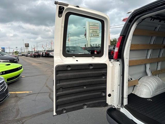 2025 GMC Savana Cargo Work Van