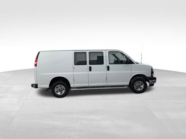 2024 GMC Savana Cargo 2500 Work Van