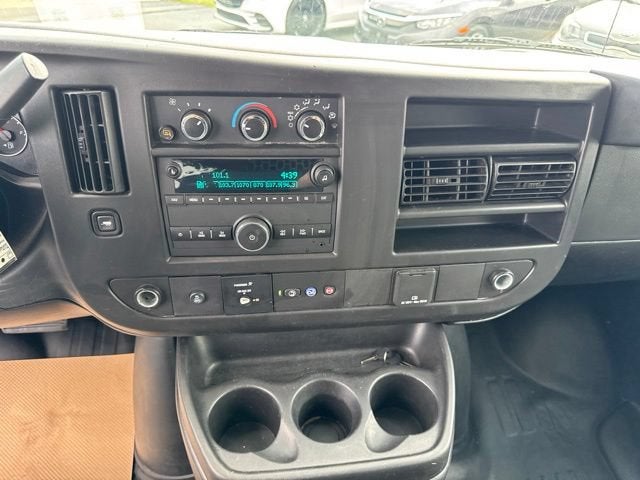 2023 GMC Savana Cargo 2500 Work Van
