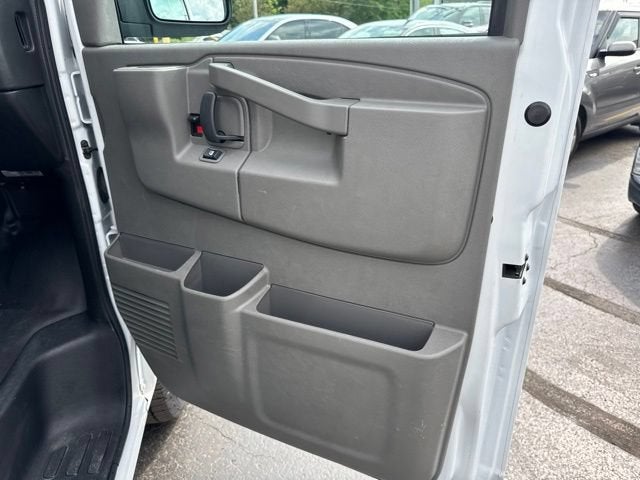 2023 GMC Savana Cargo 2500 Work Van