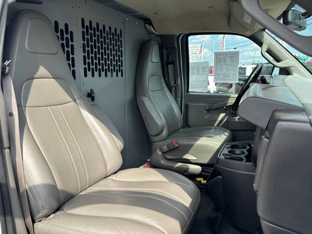 2023 GMC Savana Cargo 2500 Work Van