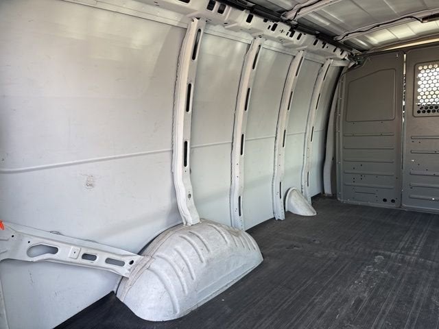 2016 GMC Savana Cargo 3500 CARGO