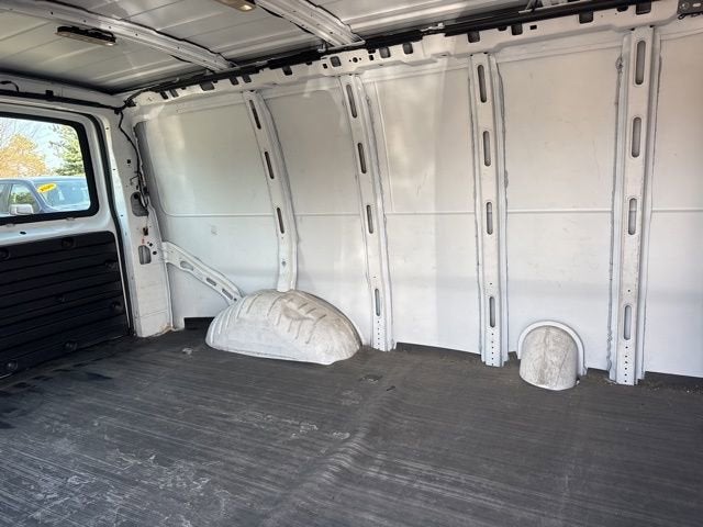 2016 GMC Savana Cargo 3500 CARGO