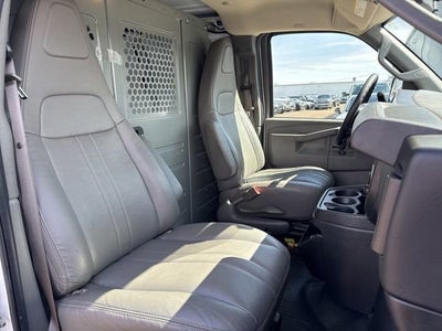 2016 GMC Savana Cargo 3500 CARGO