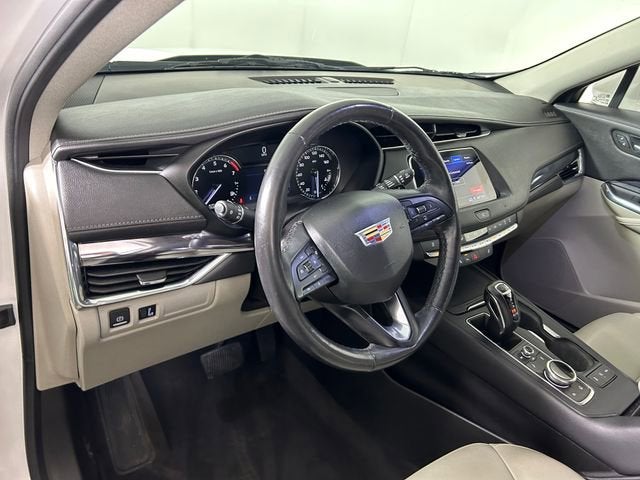 2019 Cadillac XT4 FWD Luxury