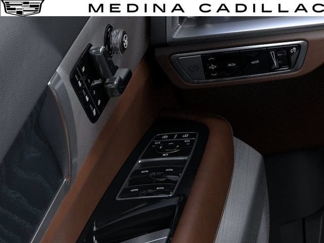 2027 Cadillac VISTIQ Platinum