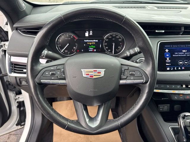 2023 Cadillac XT4 AWD Luxury