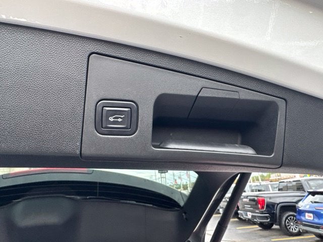 2023 Cadillac XT4 AWD Luxury