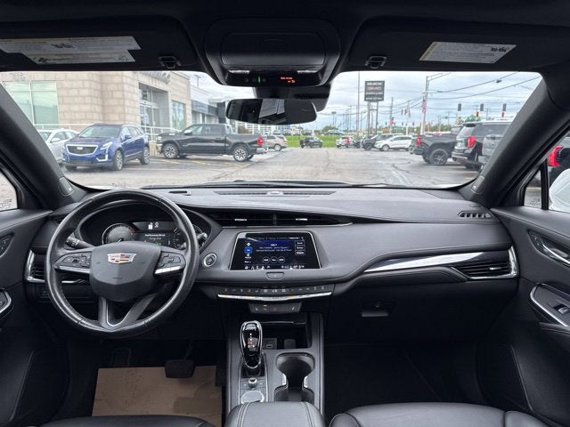 2023 Cadillac XT4 AWD Luxury