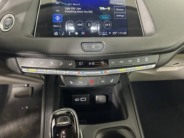 2023 Cadillac XT4 Luxury